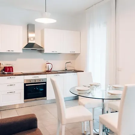 דירה House By Domusaway אולביה