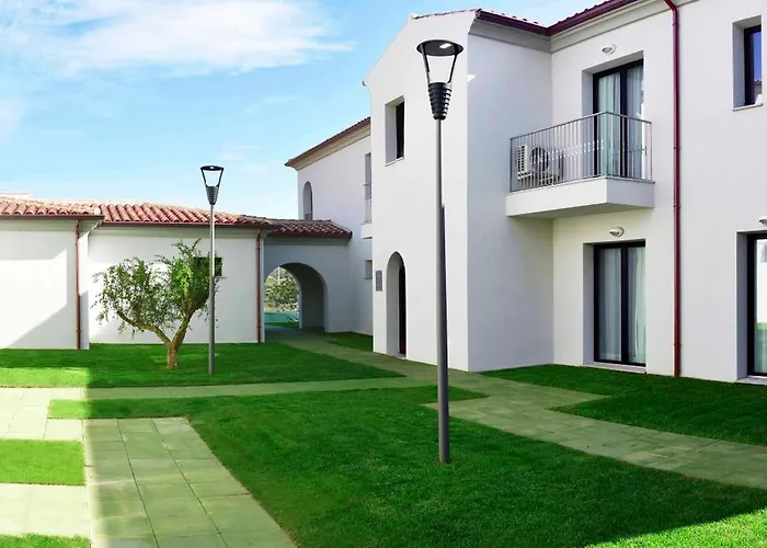 Apartment House By Domusaway