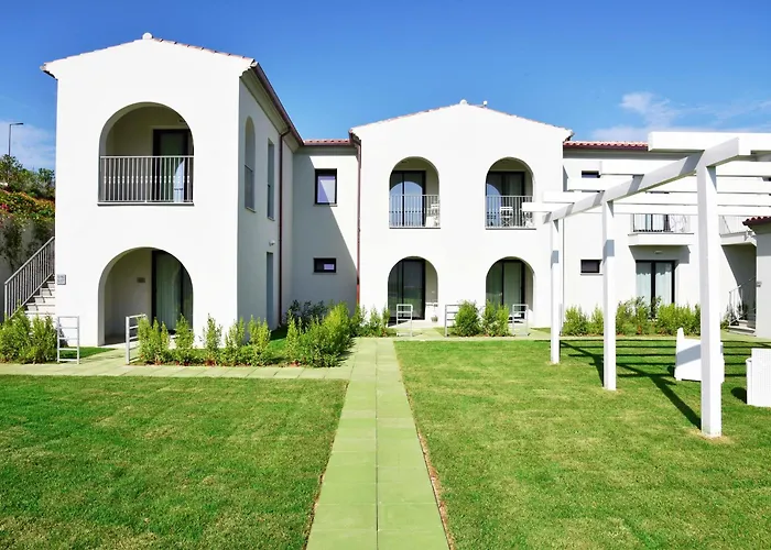 Apartment House By Domusaway